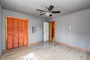 8428 Swiftwater Ln, Houston, TX 77075 - Photo 11