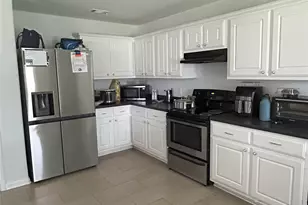 28719 Leon River Ct, Spring, TX 77386 - Photo 5