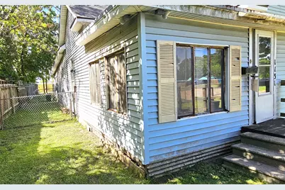 1131 2nd Avenue S, Texas City, TX 77590 - Photo 11