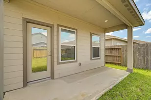 6918 Lebec Dr, Rosharon, TX 77583 - Photo 43