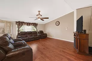 3233 Clarksville St, La Porte, TX 77571 - Photo 19