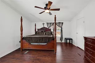 3233 Clarksville St, La Porte, TX 77571 - Photo 9