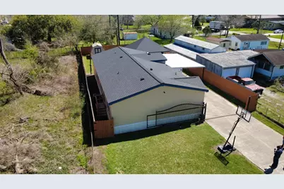 3233 Clarksville Street, La Porte, TX 77571 - Photo 27