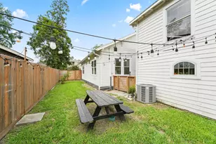 2204 Terry St, Houston, TX 77009 - Photo 7