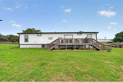 6072 County Road 122, Hallettsville, TX 77964 - Photo 47