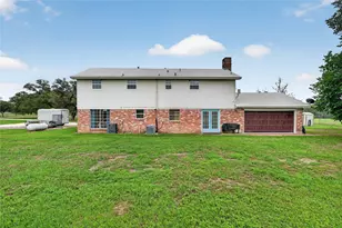 6072 Co Rd 122, Hallettsville, TX 77964 - Photo 29