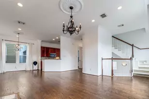 5208 Blossom St, Houston, TX 77007 - Photo 5