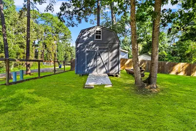 126 Pine Ridge, Onalaska, TX 77360 - Photo 3