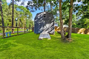 126 Pine Ridge, Onalaska, TX 77360 - Photo 3