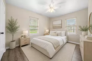 223 Wildwood St, Baytown, TX 77520 - Photo 15