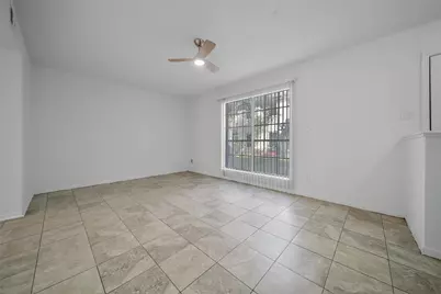 1403 Blalock Road #15, Houston, TX 77055 - Photo 5