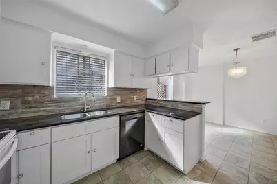 1403 Blalock Road #15, Houston, TX 77055 - Photo 1