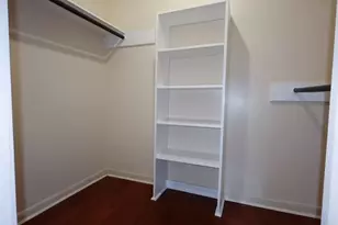 9303 Sharpview Dr, Houston, TX 77036 - Photo 9