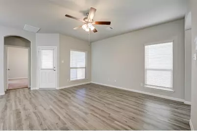 6544 Castle Loch Court, Houston, TX 77048 - Photo 11