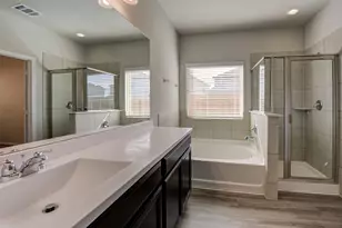 6544 Castle Loch Ct, Houston, TX 77048 - Photo 15