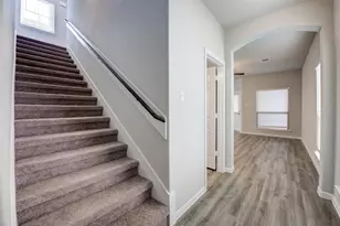 6544 Castle Loch Ct, Houston, TX 77048 - Photo 3
