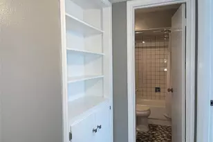 2601 Bellefontaine St, Houston, TX 77025 - Photo 9