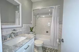 2601 Bellefontaine St, Houston, TX 77025 - Photo 9