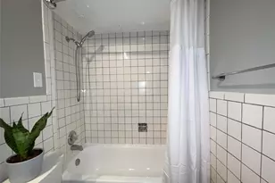 2601 Bellefontaine St, Houston, TX 77025 - Photo 11