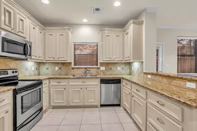 1898 Longmire Road #5, Conroe, TX 77304 - Photo 17