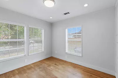 905 Dorothy Street, Houston, TX 77008 - Photo 13