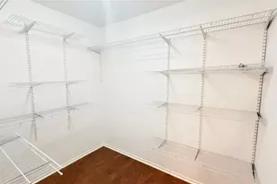 31 Dellforest Ct, The Woodlands, TX 77381 - Photo 5