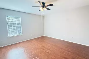 31 Dellforest Ct, The Woodlands, TX 77381 - Photo 3