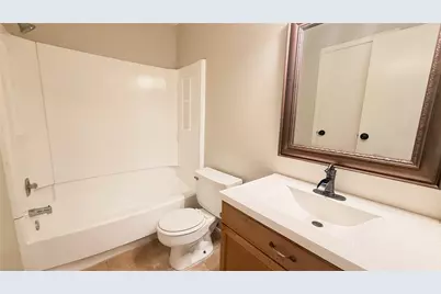 31 Dellforest Court, The Woodlands, TX 77381 - Photo 7