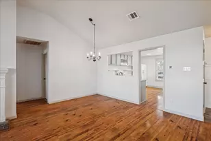 2824 Meadow Brook Ct, League City, TX 77573 - Photo 9