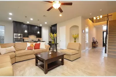 9515 Scanlan Heights Lane, Missouri City, TX 77459 - Photo 9