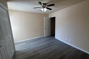 5921 Arncliffe Dr, Houston, TX 77088 - Photo 11