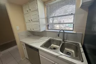 5921 Arncliffe Dr, Houston, TX 77088 - Photo 23