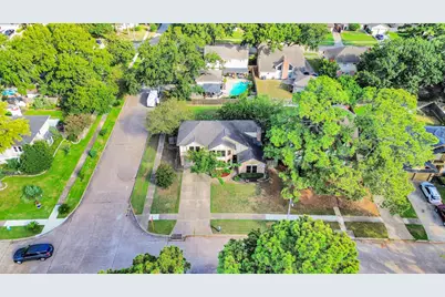 10214 Waving Fields Drive, Houston, TX 77064 - Photo 41