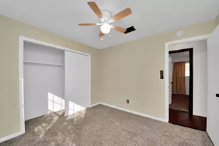 10214 Waving Fields Dr, Houston, TX 77064 - Photo 31