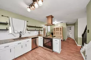 10214 Waving Fields Dr, Houston, TX 77064 - Photo 15