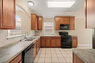 3223 Stoneydale Lane, Spring, TX 77388 - Photo 9