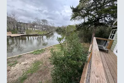 615 Shady Oaks Harbor, Alvin, TX 77511 - Photo 11
