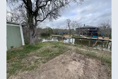 615 Shady Oaks Harbor, Alvin, TX 77511 - Photo 17