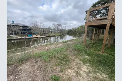 615 Shady Oaks Harbor, Alvin, TX 77511 - Photo 7