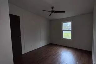 902 1st St, Louise, TX 77455 - Photo 9