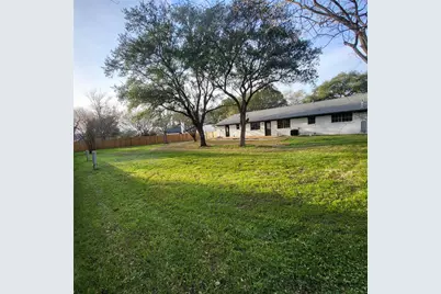 1608 Longhofer Street, Brenham, TX 77833 - Photo 3