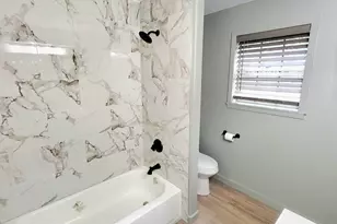 1608 Longhofer St, Brenham, TX 77833 - Photo 15