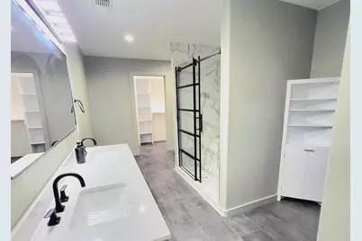 1608 Longhofer Street, Brenham, TX 77833 - Photo 5