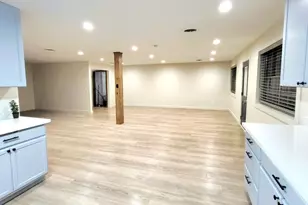 1608 Longhofer St, Brenham, TX 77833 - Photo 13