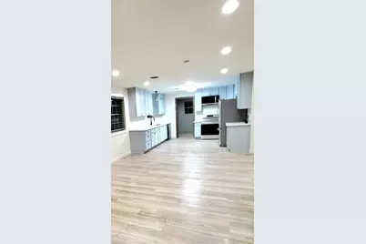 1608 Longhofer Street, Brenham, TX 77833 - Photo 11