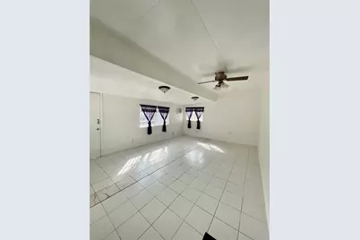 4718 Misty Shadows Drive, Houston, TX 77041 - Photo 7