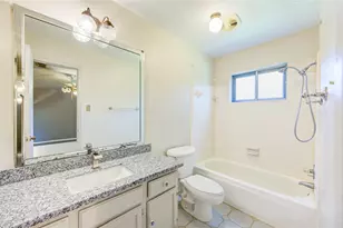 1510 Chestnut Tree Ln, Houston, TX 77067 - Photo 19