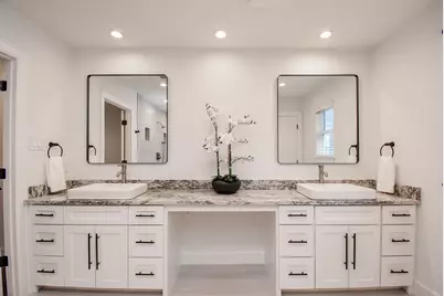 13827 Kimberley Lane, Houston, TX 77079 - Photo 29