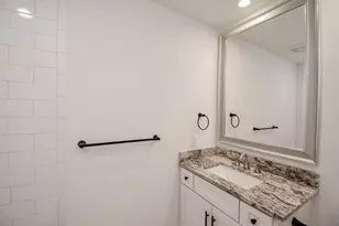 13827 Kimberley Ln, Houston, TX 77079 - Photo 41