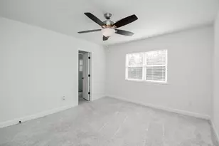 13827 Kimberley Ln, Houston, TX 77079 - Photo 37